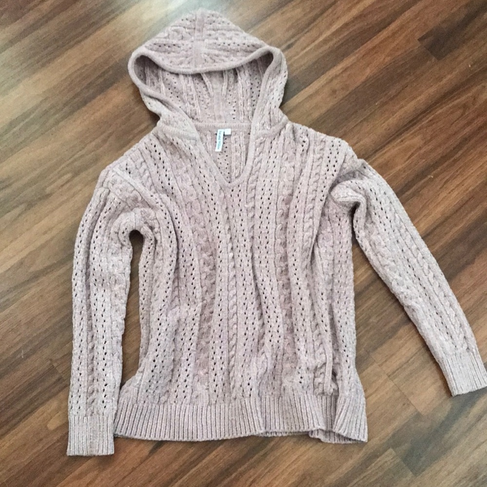 Women’s sweater L